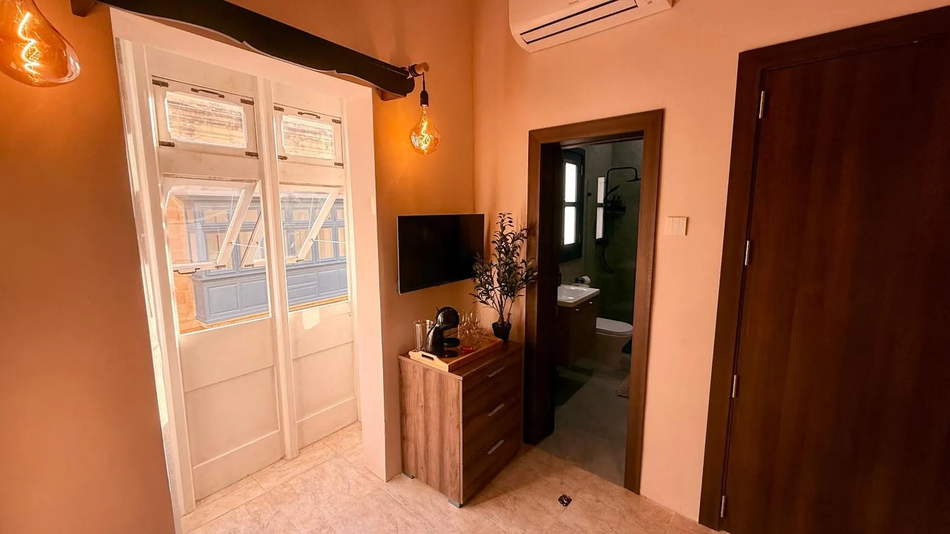 Birgu Square Hotel