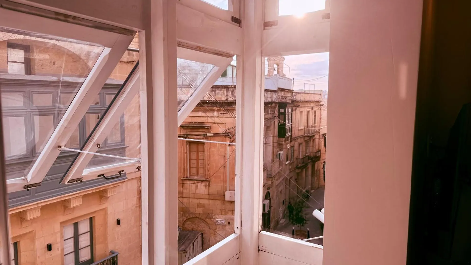 Birgu Square Hotel Guest house